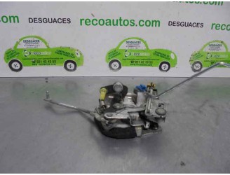 Replacement front right door lock for Hyundai H 1 2.5 CRDi CAT OEM IAM reference 813204A000 5 DOORS