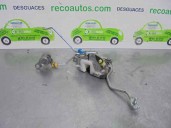 Replacement front right door lock for Hyundai H 1 2.5 CRDi CAT OEM IAM reference 813204A000 5 DOORS