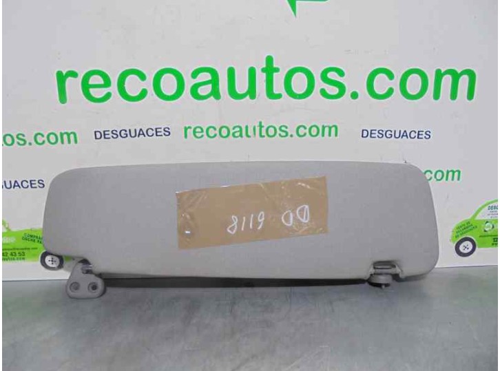 Replacement right sun visor for Hyundai H 1 2.5 CRDi CAT OEM IAM reference 852024A610CI 