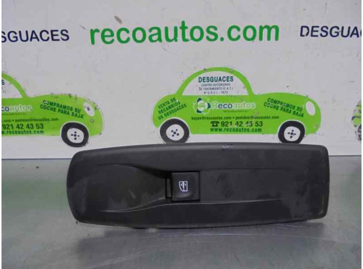 Recambio de mando elevalunas delantero derecho para renault megane iii coupe dynamique referencia OEM IAM 809600004R  