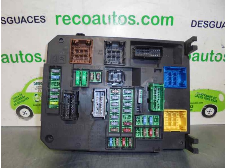Recambio de caja reles / fusibles para citroën c4 lim. collection referencia OEM IAM A2032427600 
