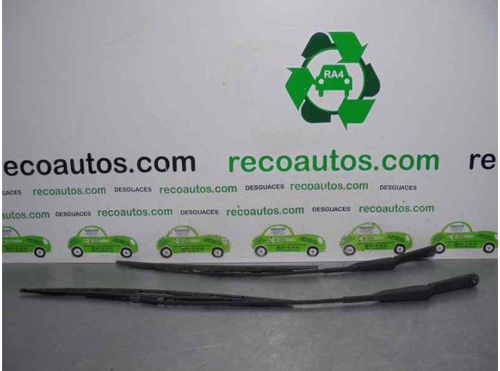 Recambio de brazo limpia delantero derecho para renault trafic caja cerrada (ab 4.01) 1.9 diesel referencia OEM IAM 7700311582 