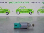 Recambio de interruptor para renault trafic caja cerrada (ab 4.01) 1.9 diesel referencia OEM IAM 8200168240 
