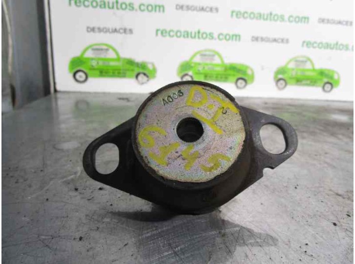 Recambio de soporte motor izquierdo para renault clio ii fase i (b/cbo) 1.4 referencia OEM IAM 7700788318 