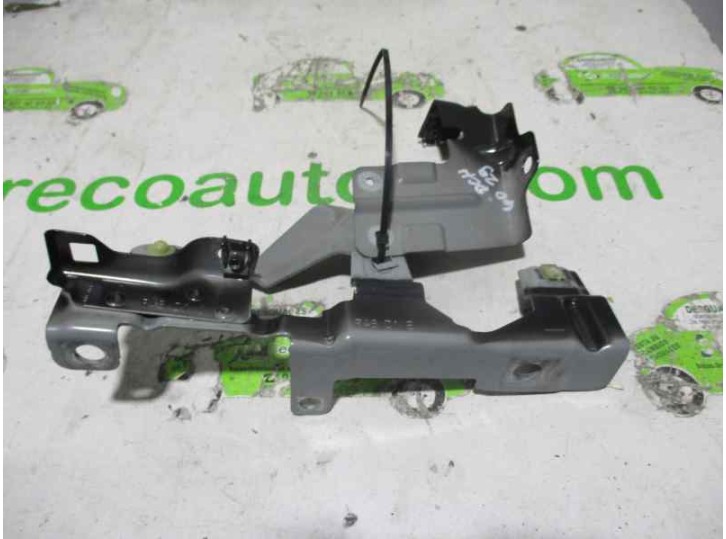 Recambio de aleta delantera derecha para renault twingo 1.2 16v referencia OEM IAM 631000558R SOPORTES 