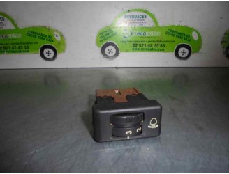Recambio de mando luces salpicadero para peugeot 405 berlina 1.9 turbodiesel referencia OEM IAM 
