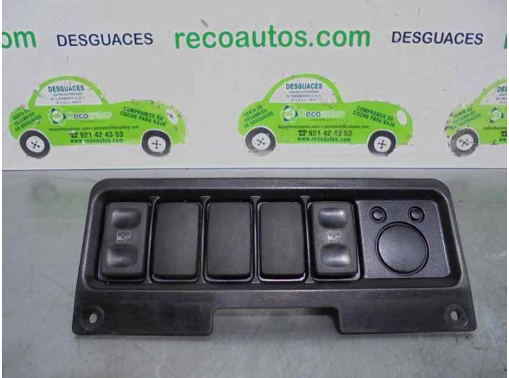 Replacement front left window regulator switch for Seat Ibiza (6K) 1.4 OEM IAM reference 6K085761 