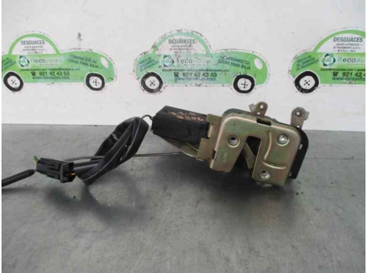 Replacement front left door lock for Volvo 440 Series 2.0 CAT OEM IAM reference 2 PINS 5 DOORS