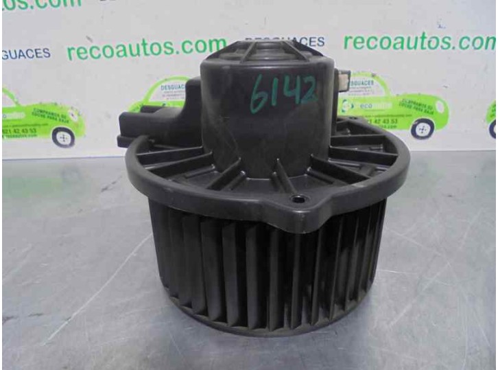 Replacement heater motor for Kia Rio II (JB) 1.5 CRDi OEM IAM reference F00S33F004 