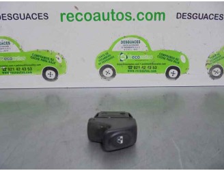 Recambio de mando elevalunas delantero izquierdo para renault clio ii fase i (b/cbo) 1.4 referencia OEM IAM 3117414 
