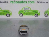Recambio de mando elevalunas delantero derecho para renault megane grand tour 1.9 referencia OEM IAM 82002976165  
