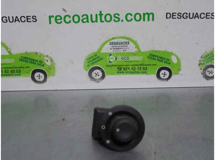 Recambio de mando retrovisor para renault megane grand tour 1.9 referencia OEM IAM 8200002442A  
