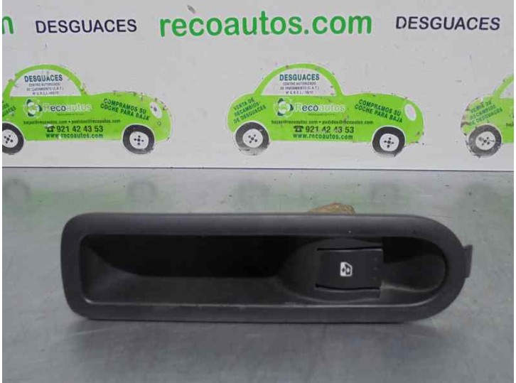 Recambio de mando elevalunas trasero izquierdo para renault megane grand tour 1.9 referencia OEM IAM   