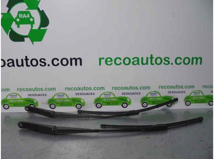 Recambio de brazo limpia delantero derecho para fiat stilo (192) 1.9 8v jtd cat (939a1000 / 192a8000) referencia OEM IAM 