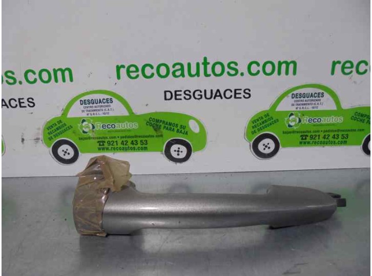 Replacement front right exterior door handle for Fiat Stilo (192) 1.9 8V JTD CAT (939A1000 / 192A8000) OEM IAM reference 