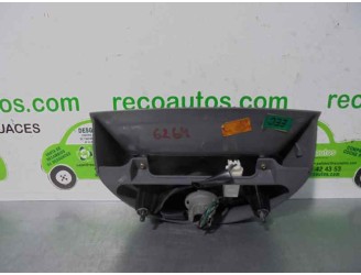 Recambio de luz central de freno para kia magentis 2.0 cat referencia OEM IAM 9275038051GJ 