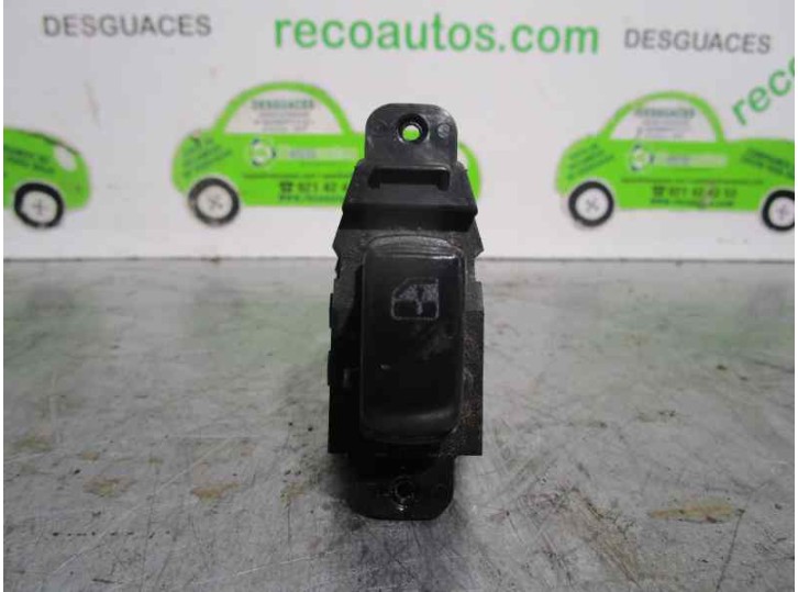 Replacement rear left window lift switch for Kia Magentis 2.0 cat OEM IAM reference 620W0304 