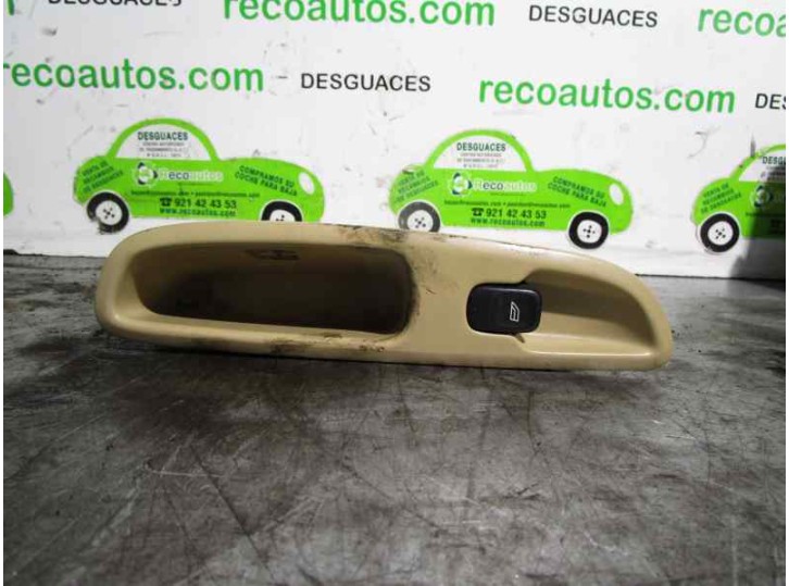Recambio de mando elevalunas trasero izquierdo para volvo s60 berlina 2.4 diesel cat referencia OEM IAM 30658696 