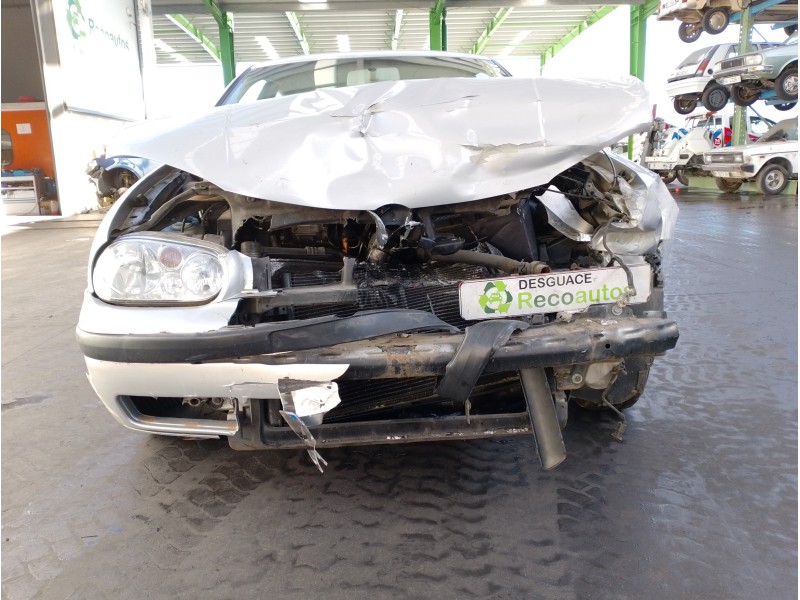volkswagen golf iv berlina (1j1) del año 2000