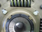 Recambio de kit embrague para daewoo nubira berlina 1.6 cat referencia OEM IAM 96333467 308260072816197 SACHS