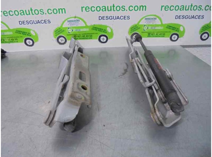 Replacement trunk / tailgate shock absorbers for Kia Magentis 2.0 CAT OEM IAM reference 