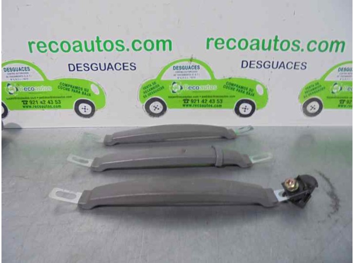 Replacement front right interior door handle for Kia Magentis 2.0 CAT OEM IAM reference 8262038011 