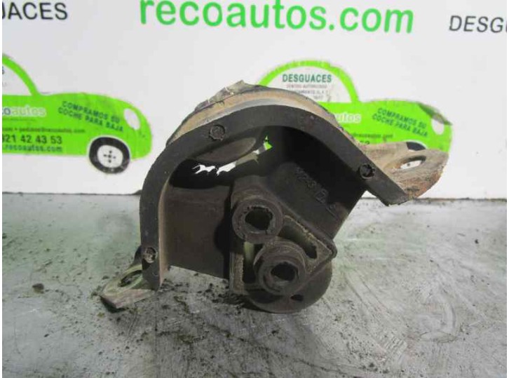 Replacement right engine mount for Opel Corsa B 1.2 OEM IAM reference 90445298 