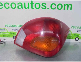 Recambio de piloto trasero derecho para ford fiesta (dx) 1.3 cat referencia OEM IAM 96FG13N004AB 5 PUERTAS