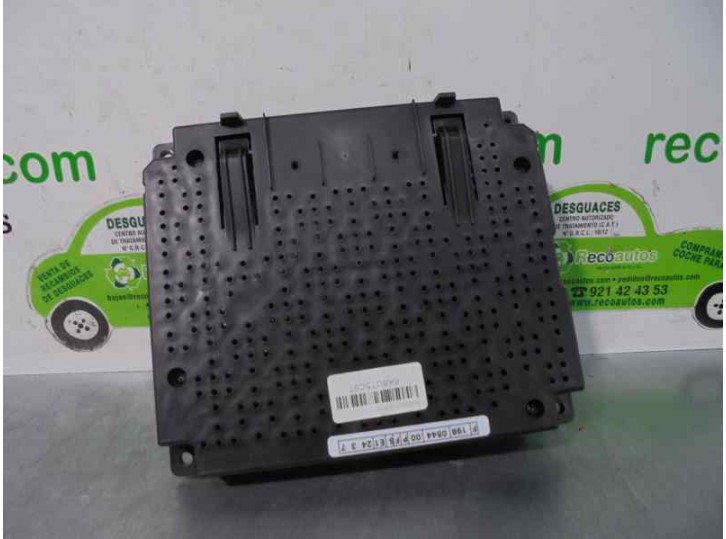 Replacement relay / fuse box for Fiat Bravo (198) 1.9 8V JTD CAT OEM IAM reference 51809185 MAGNETI MARELLI