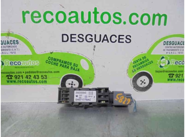 Recambio de sensor airbag para chrysler grand voyager (rg) 3.3 referencia OEM IAM 04671779AC 2552303543 