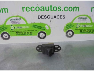 Recambio de mando elevalunas trasero derecho para chrysler grand voyager (rg) 3.3 referencia OEM IAM 1681263 