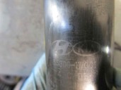 Recambio de amortiguador trasero izquierdo para kia rio 1.2 cat referencia OEM IAM 553001W001 MANDO