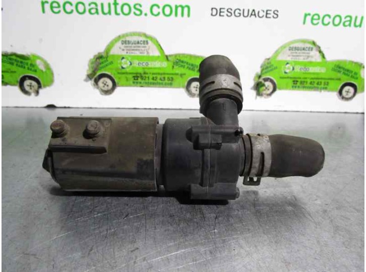 Recambio de bomba agua para opel vectra b berlina 1.7 turbodiesel (17 dt / lu8) referencia OEM IAM 90448286 0392020034 BOSCH