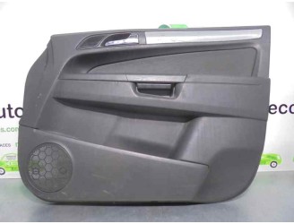 Recambio de guarnecido puerta delantera derecha para opel zafira b 1.6 16v cat (gas natural - z 16 yng / lr1) referencia OEM IAM