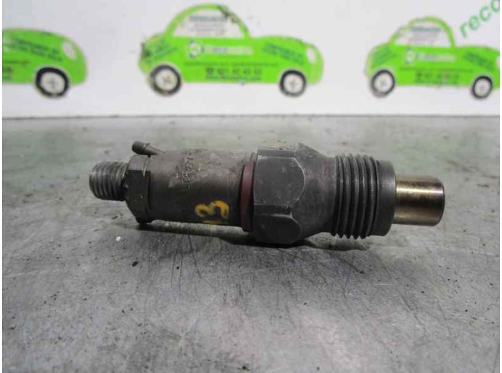 Recambio de inyector para peugeot 205 berlina 1.8 diesel cat referencia OEM IAM LCR6735203D LUCAS