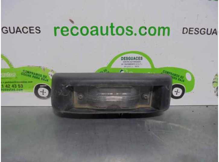 Recambio de piloto matricula para renault trafic caja cerrada (ab 4.01) 2.0 dci diesel cat referencia OEM IAM 8200434687 