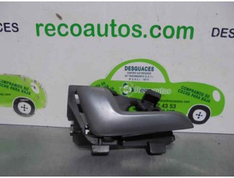 Recambio de maneta interior delantera izquierda para kia rio 1.2 cat referencia OEM IAM 