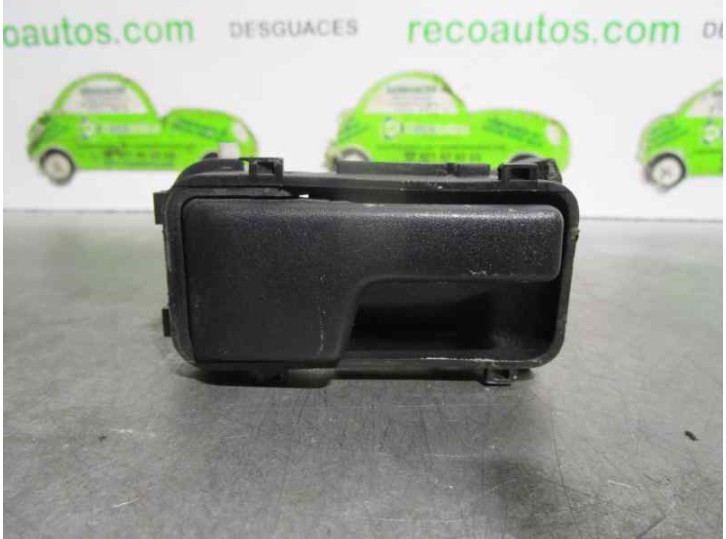Replacement right front interior door handle for Fiat Uno (146) 1.1 cat OEM IAM reference 