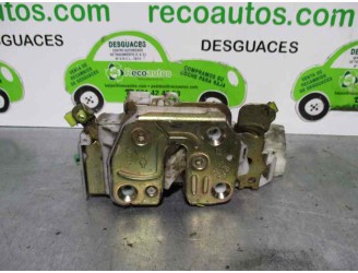 Replacement front right door lock for Nissan Pick-Up (D22) double cab Challenge 4x4 OEM IAM reference 805525P00