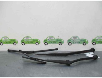 Recambio de brazo limpia delantero derecho para mazda xedos 9 (ta) 2.5 v6 24v cat referencia OEM IAM TA05A J6EECP1077 