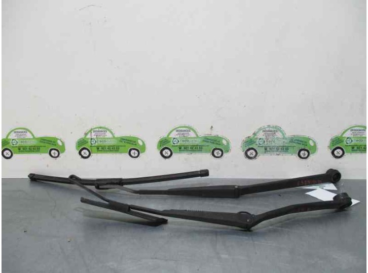 Recambio de brazo limpia delantero derecho para mazda xedos 9 (ta) 2.5 v6 24v cat referencia OEM IAM TA05A J6EECP1077 