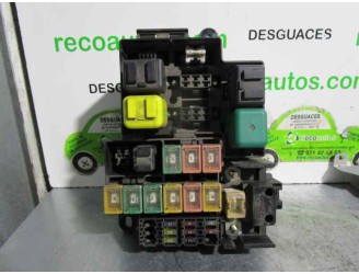 Recambio de caja reles / fusibles para mazda xedos 9 (ta) 2.5 v6 24v cat referencia OEM IAM 71542385  
