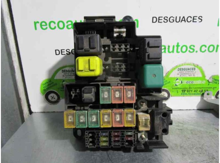 Recambio de caja reles / fusibles para mazda xedos 9 (ta) 2.5 v6 24v cat referencia OEM IAM 71542385 