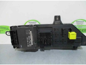 Recambio de caja reles / fusibles para opel vectra c berlina 1.9 cdti referencia OEM IAM 13181984 460023260 