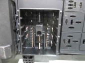 Recambio de caja reles / fusibles para opel vectra c berlina 1.9 cdti referencia OEM IAM 13181984 460023260 