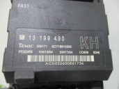 Recambio de caja reles / fusibles para opel vectra c berlina 1.9 cdti referencia OEM IAM 13181984 460023260 