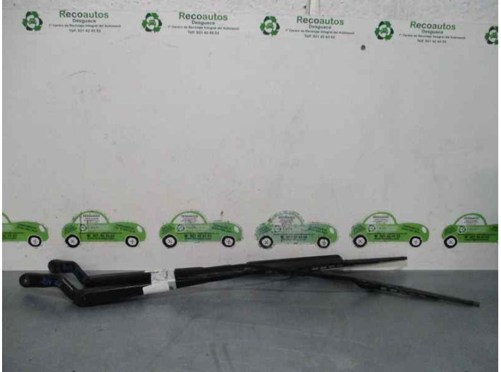 Replacement front right wiper arm for Ford Fiesta (CBK) 1.4 TDCi CAT OEM IAM reference 