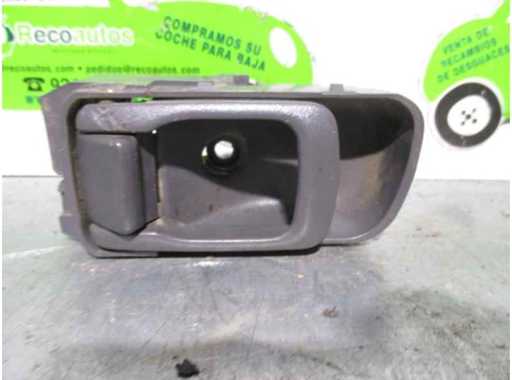Replacement rear right interior door handle for Nissan Pick-Up (D22) double cab Challenge 4x4 OEM IAM reference 