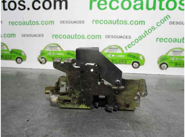 Replacement front left door lock for Volkswagen LT closed box / combi (mod. 1997) 2.5 TDI OEM IAM reference 