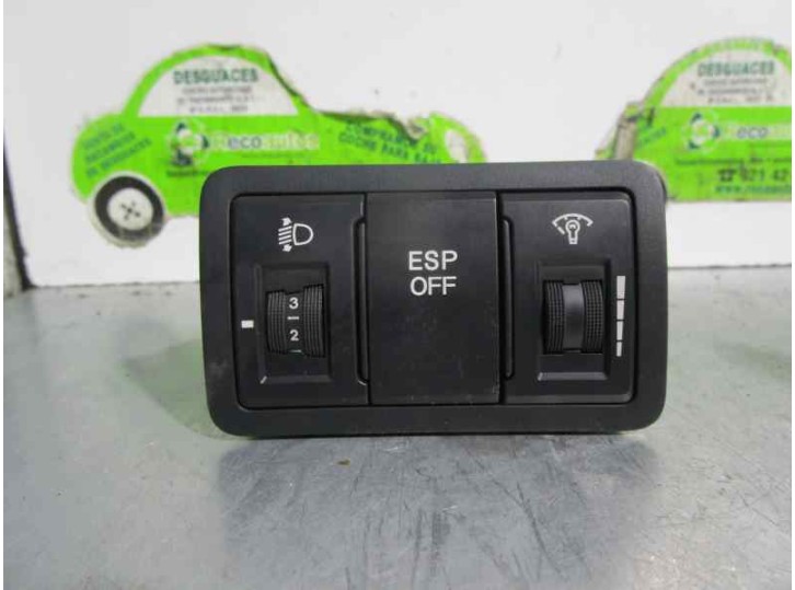 Recambio de mando para hyundai i30 1.6 crdi cat referencia OEM IAM 937702L000  